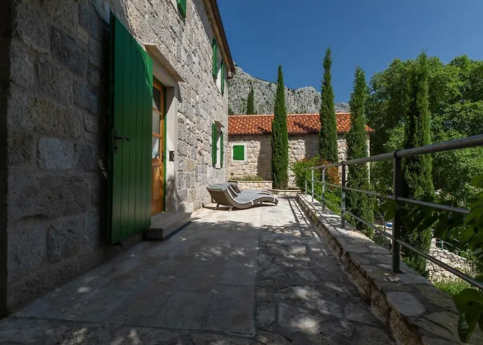 Villa Nidus Onei Omiš