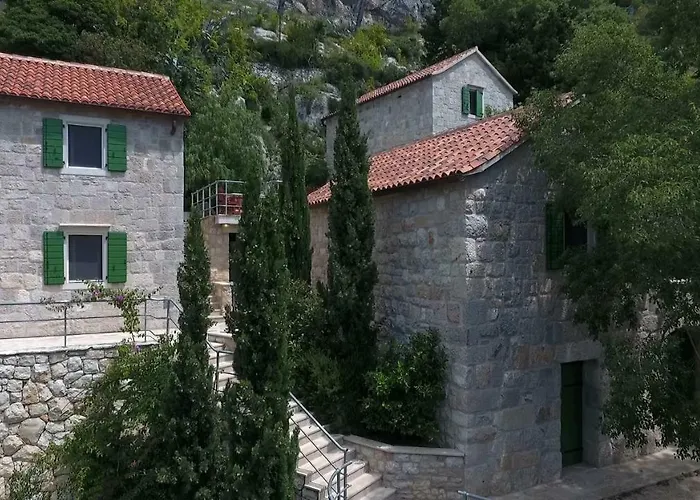 Villa Nidus Onei Omiš