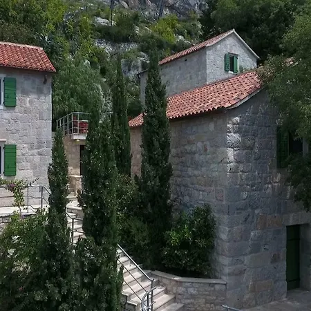 Villa Nidus Onei Omiš